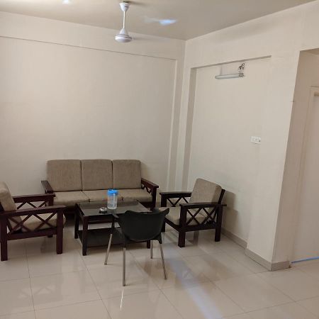 Suryavilla Hotel Pune Eksteriør bilde